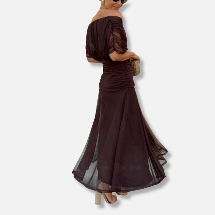 Evelyn – Elegant Dress With V-Neckline